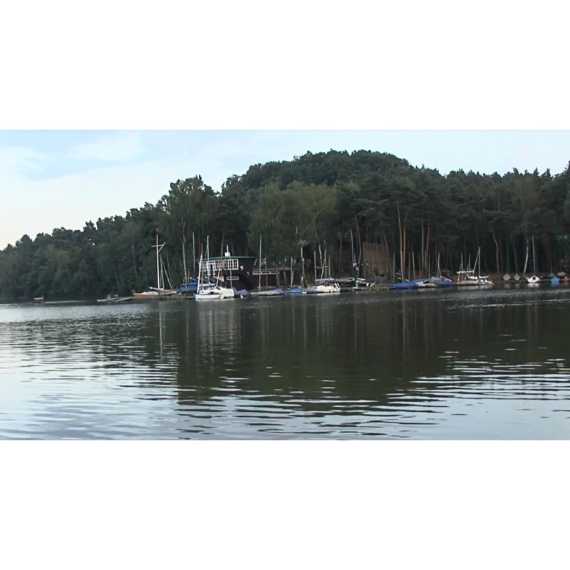 CR - People - Camping - Boating on the Mácha Lake