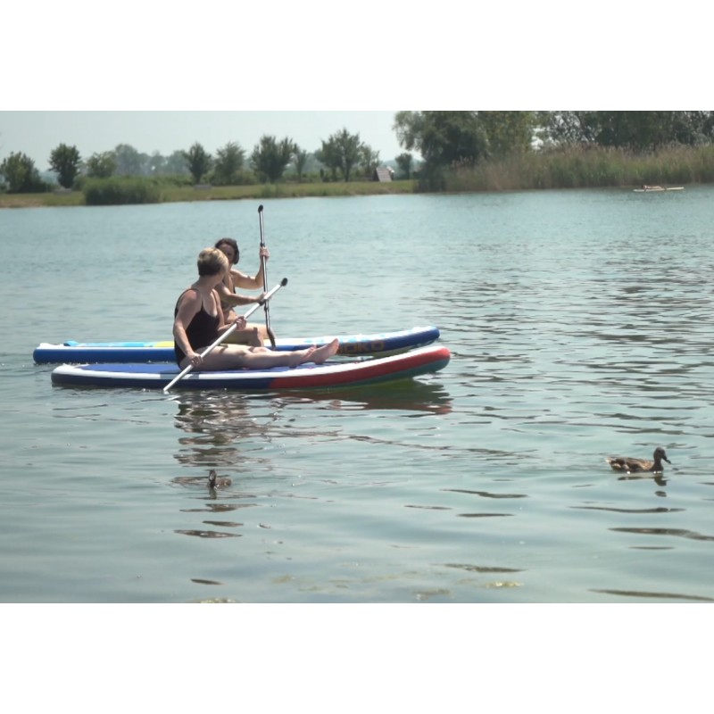 ČR - sport - kemp - rybník - příroda - voda - paddleboarding - kanoe - kajak - kanoista - eskymák - otočka