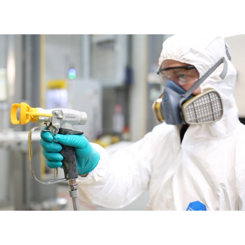 CZ - industry - factory - painting shop - spray gun