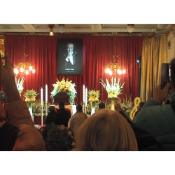 CZ - Prague - news - Karel Gott - Žofín - last respects