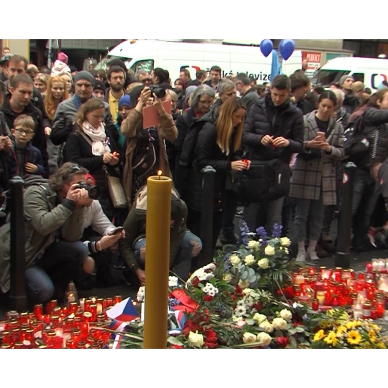 CZ - Prague - news - National street - velvet revolution - respect - anniversary - 30 years