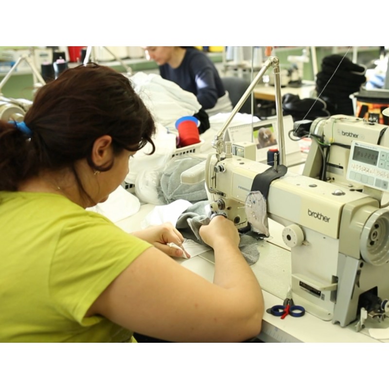 CZ - industry - KAMA - clothes - cap - sweater - knitting - machine - fashion - dress