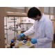  ČR - věda - výzkumný ústav - laboratoř - chemik - roztok - zkumavka - baňka - chemikálie - pokus