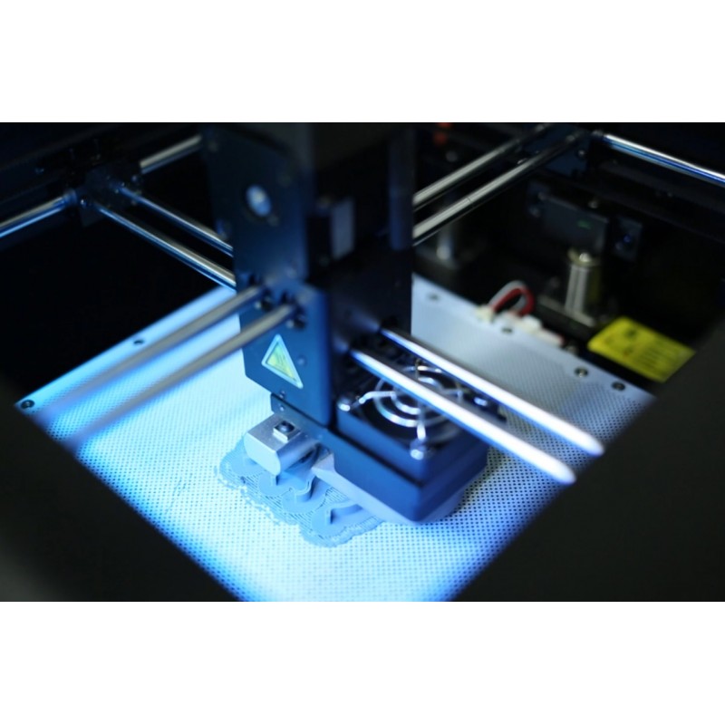 ČR - vzdělávání - SPŠ Ostrov - elektro - technik - učeň - dílna - 3D tiskárna - posilovna - jídelna