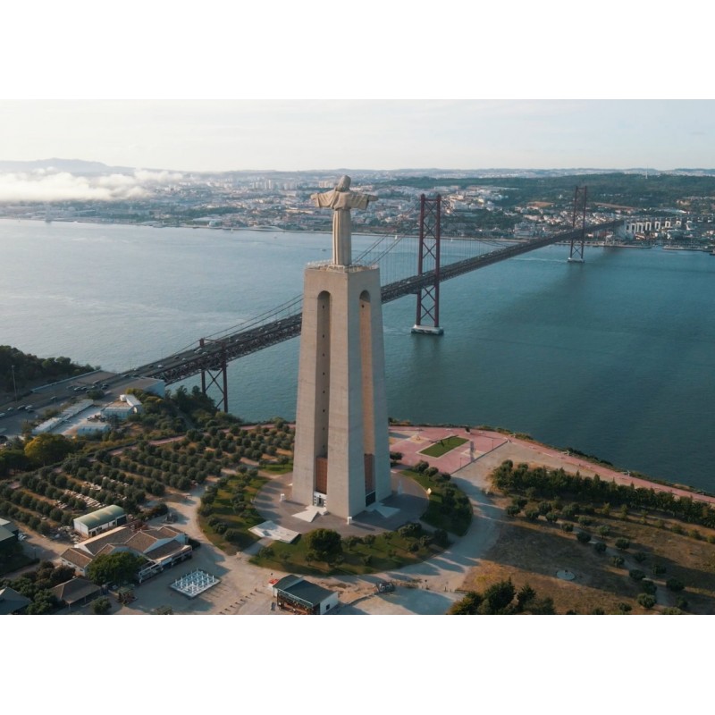 Portugalsko - Lisabon - pobřeží - útes - pláže - dron - moře - oceán - léto - prázdniny