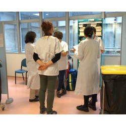 EU - Brusel - zdravotnictví - COVID - očkování - injekce - vakcína - Pfizer - BioTech