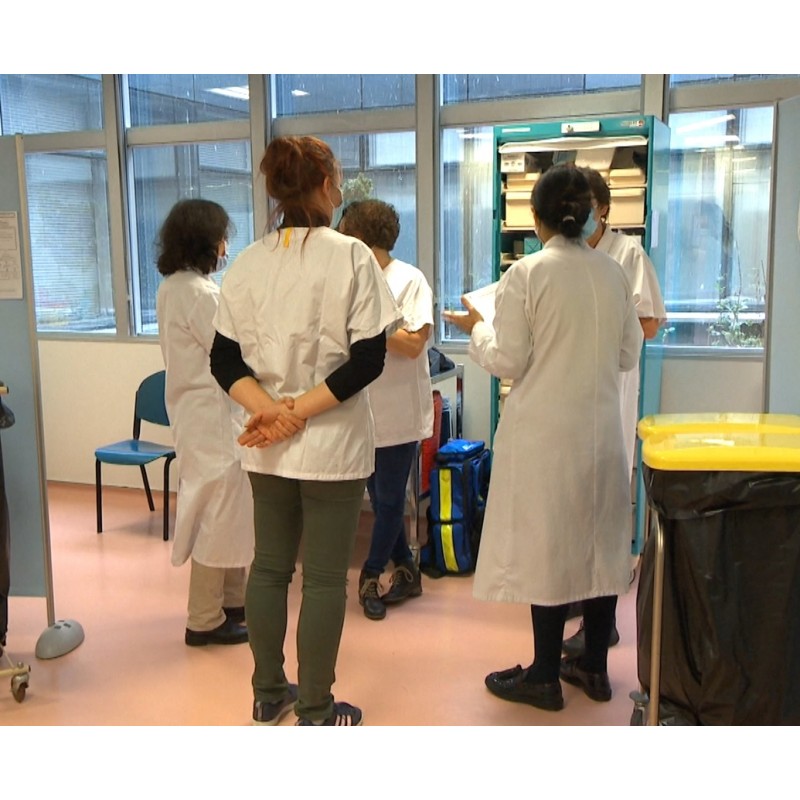 EU - Brussels - health care - COVID - vaccination - injection - vaccine - Pfizer - BioTech