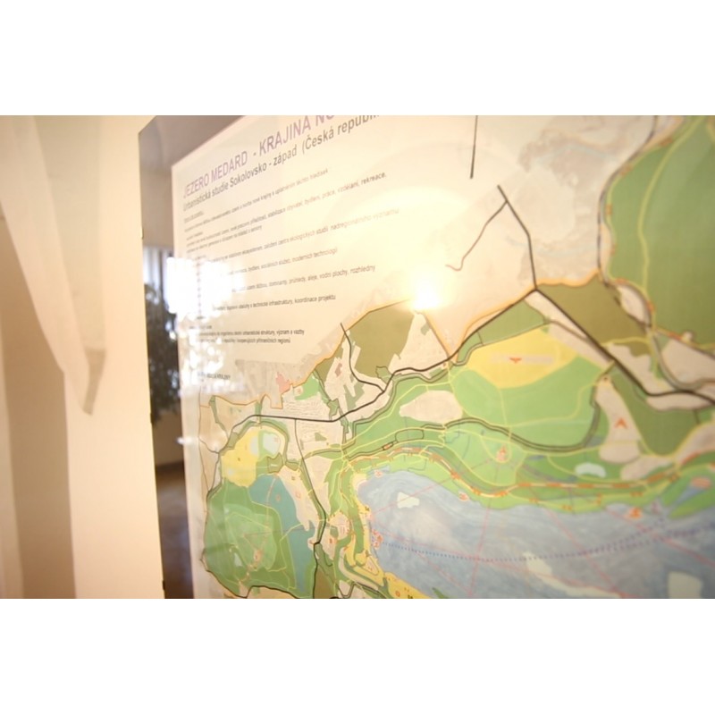 ČR - průmysl - Sokolovská uhelná - mapa - historická budova - náměstí - socha