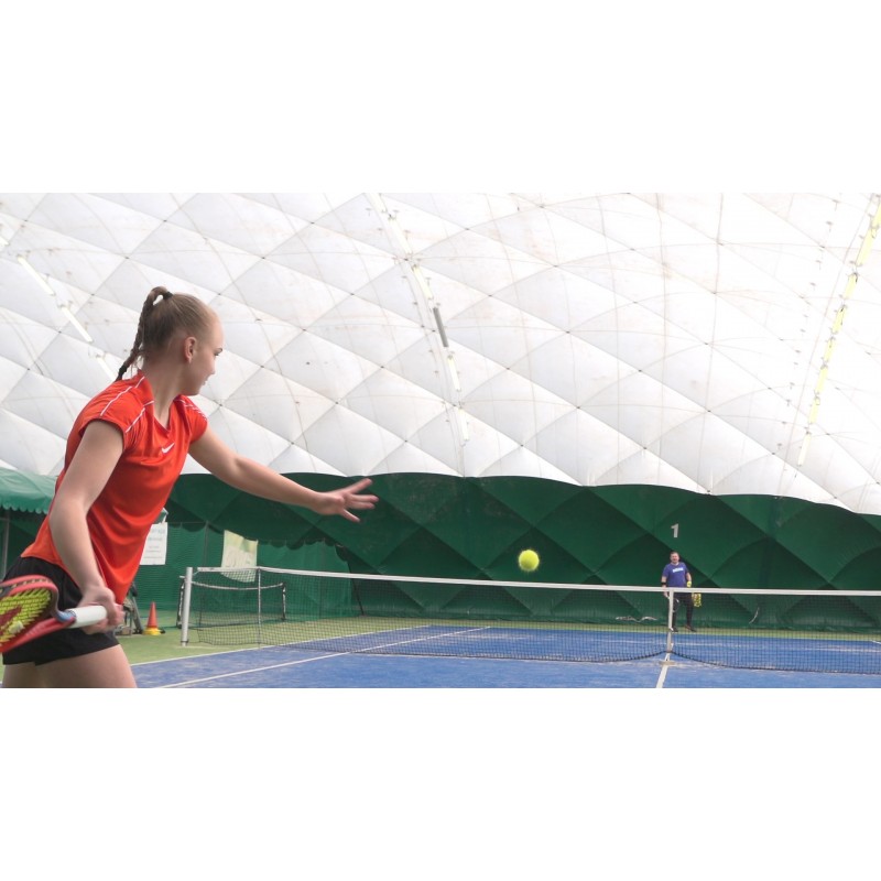 ČR - sport - tenis - hala - tenistka - hráčka - antuka - raketa