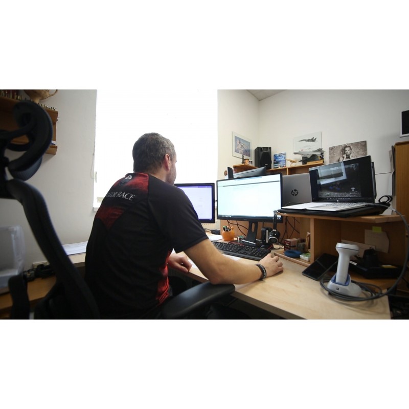 CZ - Pardubice - people - STAPRO - office - manager - operator - lecture - keyboard - server