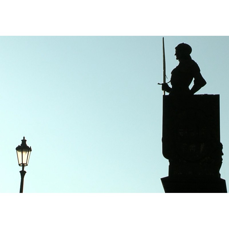 CR - Prague - Charles Bridge - statues