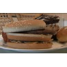 ČR - stravování - hamburger - klobása - zákusky