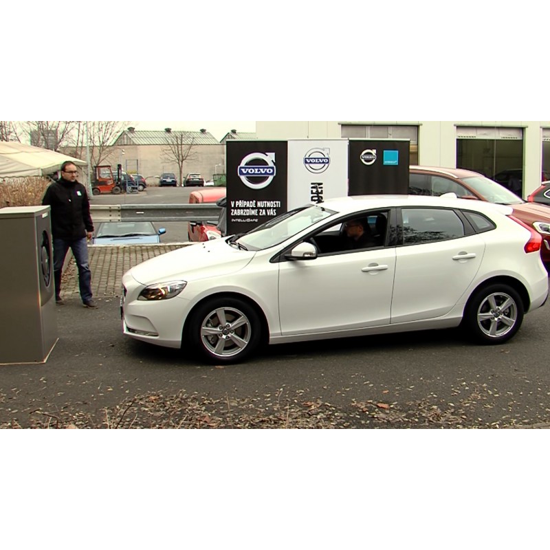 CR - Prague - motoring - Volvo - testing