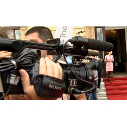 CR - Prague - media - journalist - exterior - interior