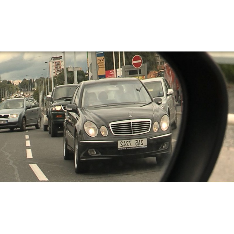 ČR - Praha - doprava - automobil - mercedes
