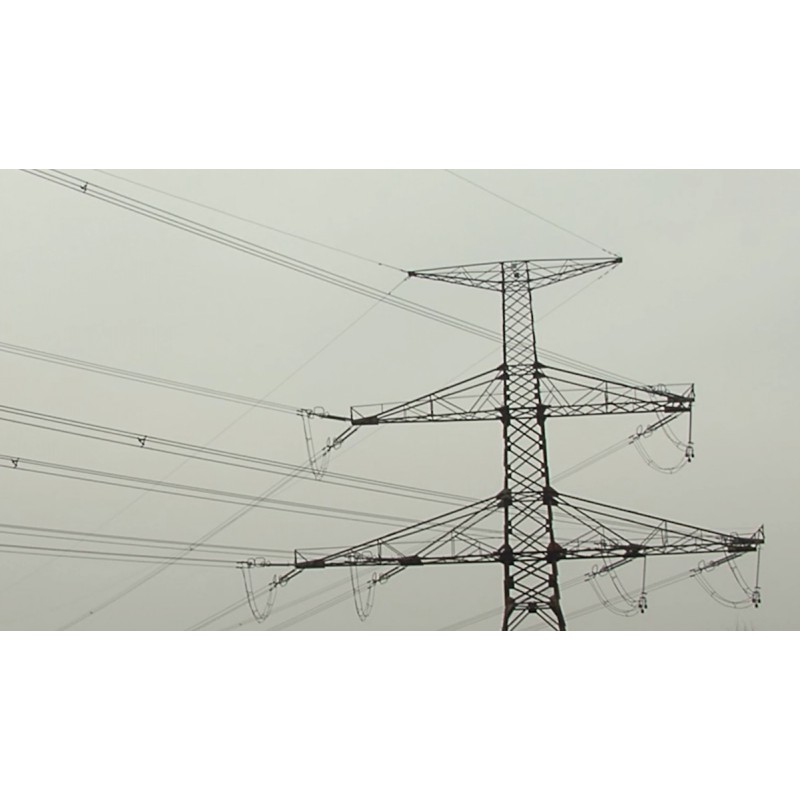  ČR - energetika - elektrárny - dráty vysokého napětí - rozvaděče